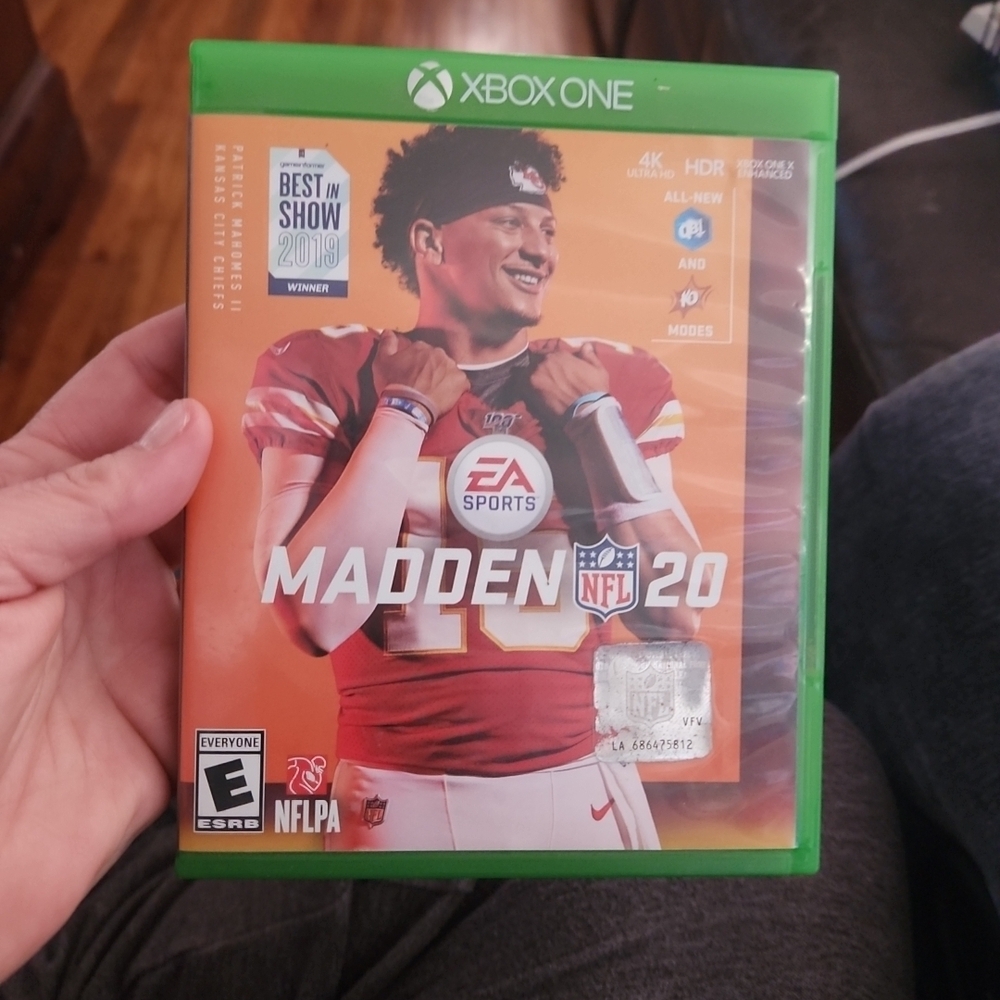 EA Sports Madden NFL 20 Xbox One Game - Green Case
